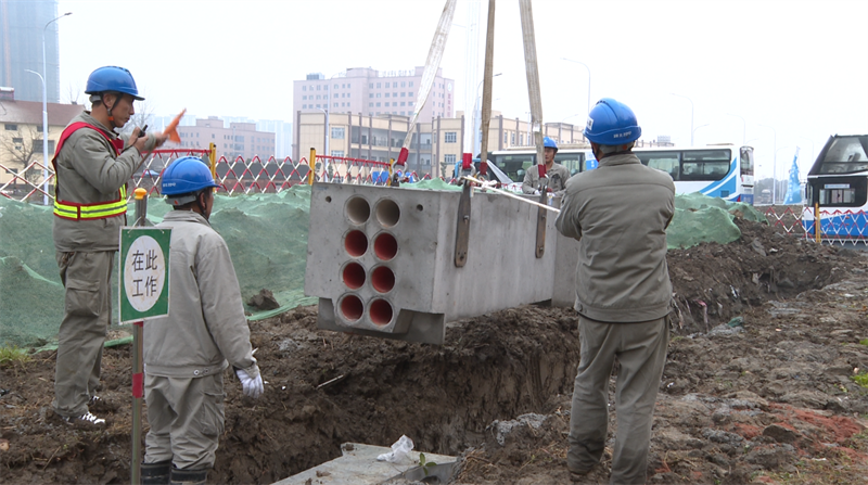 湖北電力土建預(yù)制模塊應(yīng)用現(xiàn)場(chǎng)推進(jìn)會(huì)在宜城召開(kāi)